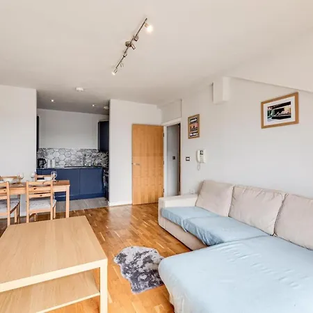 Large 2 Bed 2 Bath Central Манчестер Экстерьер фото