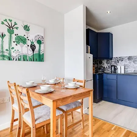 Large 2 Bed 2 Bath Central Манчестер Экстерьер фото