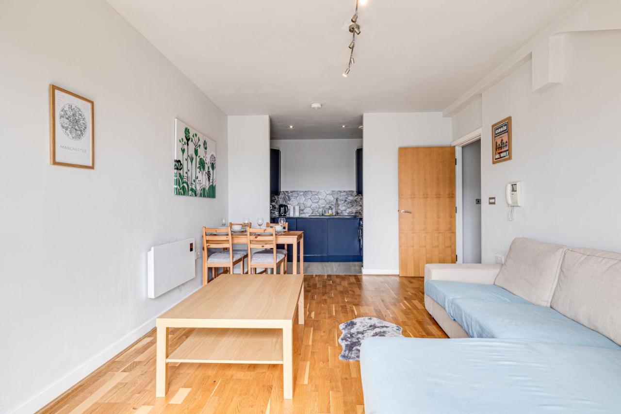 Апартаменты Large 2 Bed 2 Bath Манчестер