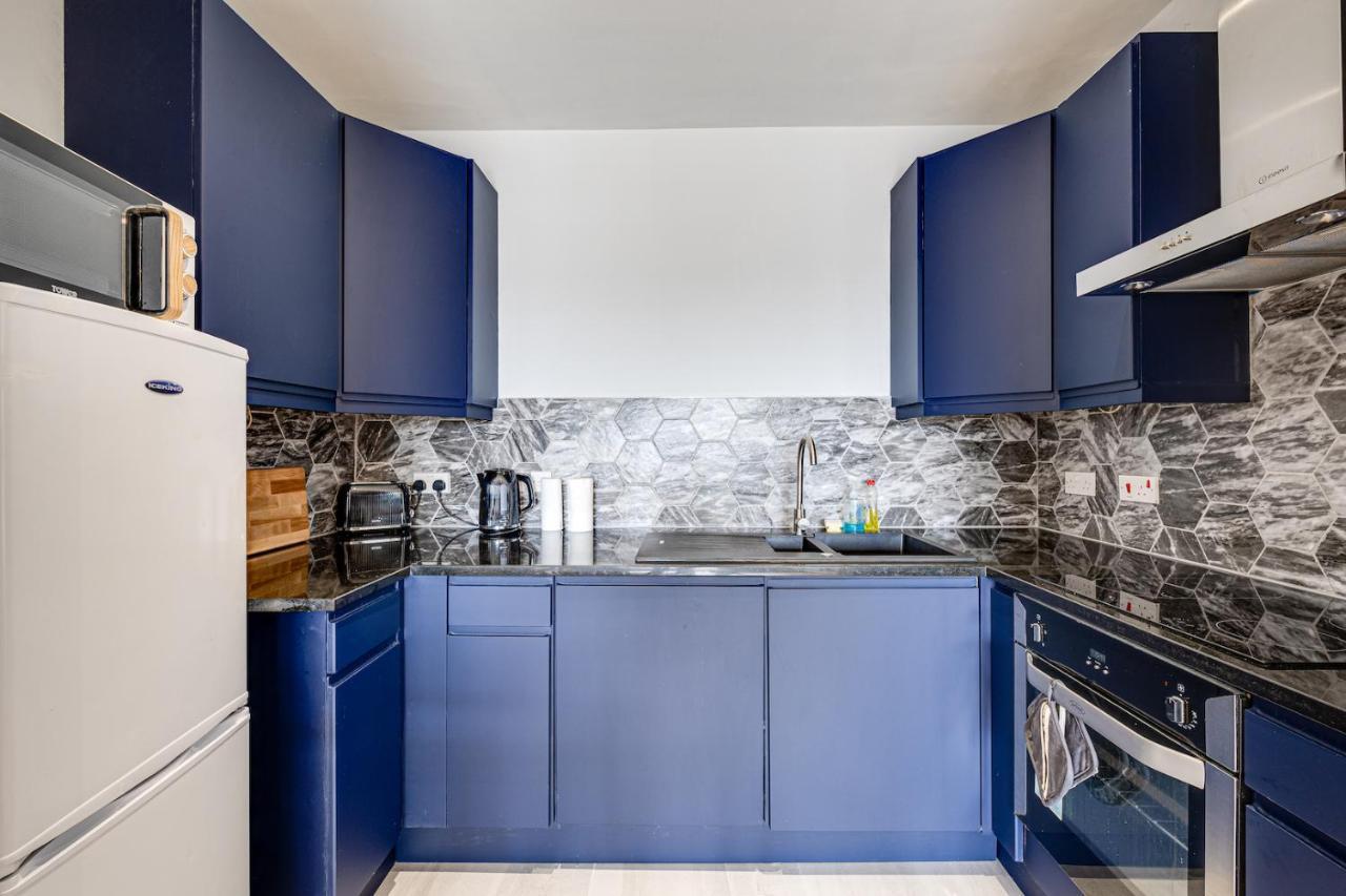 Large 2 Bed 2 Bath * Манчестер